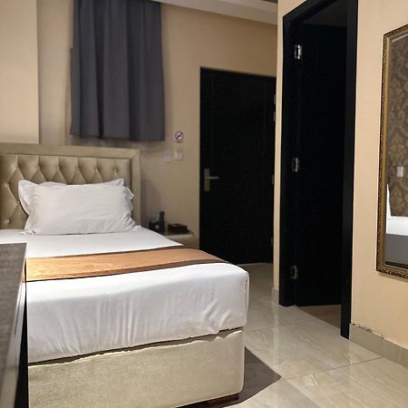 Hotel Crowner Давид Экстерьер фото