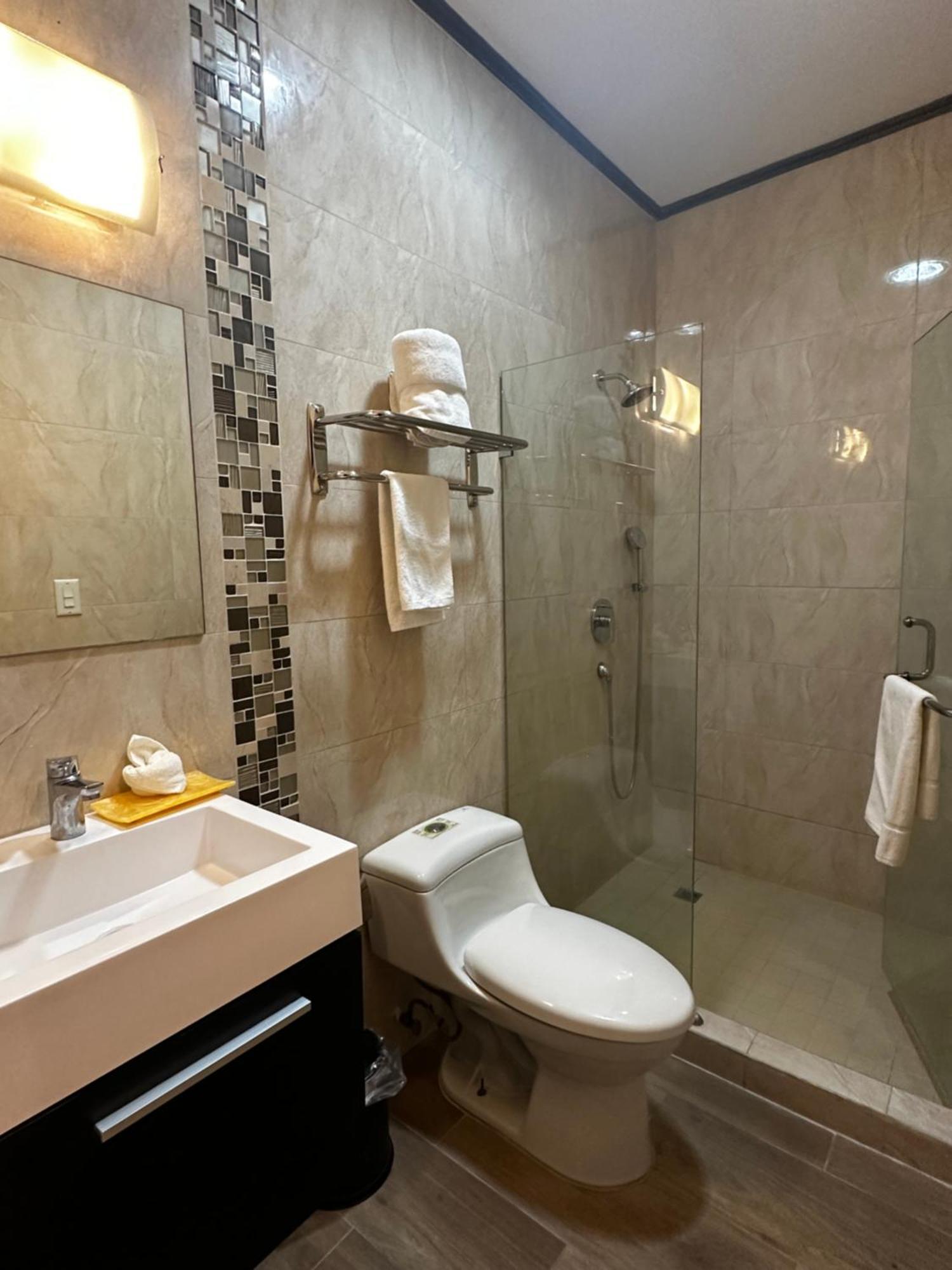 Hotel Crowner Давид Экстерьер фото
