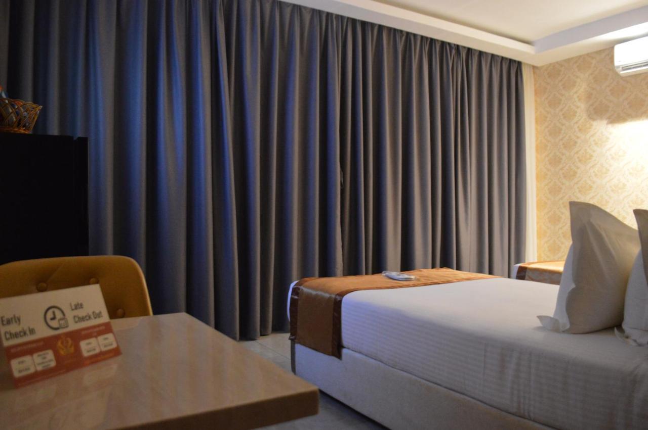 Hotel Crowner Давид Экстерьер фото